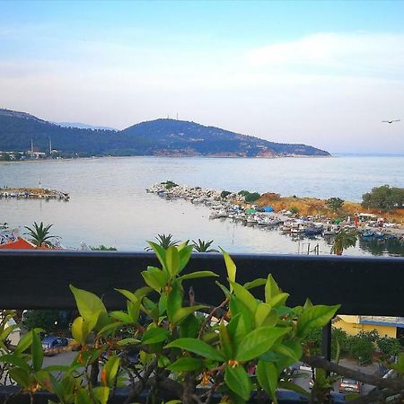 Port View Suites Kavala Buitenkant foto